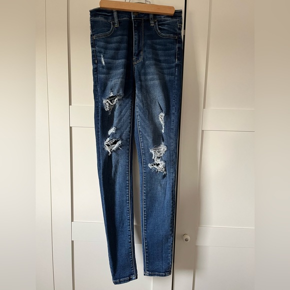 American Eagle Jeans - Picture 2 of 6